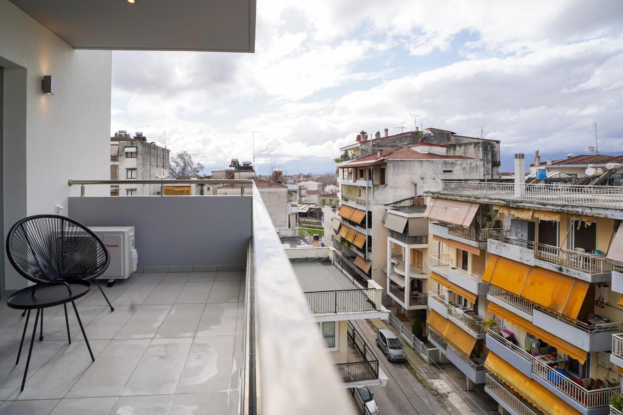 Euphoria Apartment